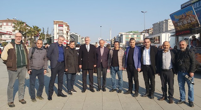 Sivaslılar Yazıcıoğlu Hayrına Lokma Dağıttı