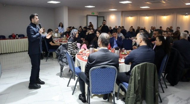 ÇEKSİAD’da Cihan Buğdaycı’nın Semineri Yoğun İlgi Gördü