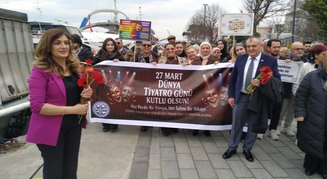 27 Mart Tiyatro Günü Üsküdar’da Kutlandı