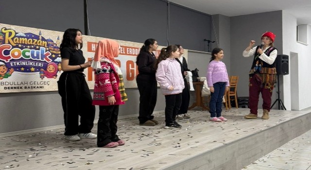 Çekmeköy’de Cami Derneği Çocukları Sevindirdi