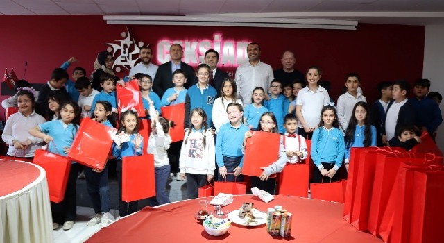 Çeksiad Çocukların 23 Nisan Bayramını Kutladı