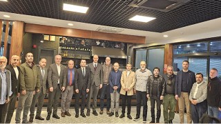 MHP Çekmeköy Gazetecileri Kutladı