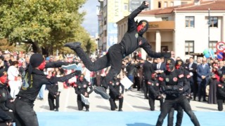 Kastamonu’da Jandarma Komandolar Büyük Alkış Aldı