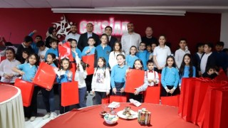 Çeksiad Çocukların 23 Nisan Bayramını Kutladı