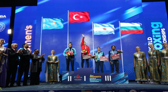 Kadınlar Boks Şampiyonası’nda Türk Destanı