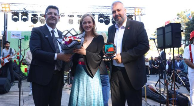 Çekmeköy’de Hıdırellez Şenliği Coşkusu