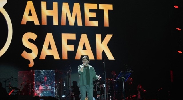 Ahmet Şafak’tan 52 Bin Kişilik Dev Konser
