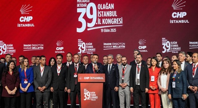 CHP İstanbul İl Başkanı Yeniden Özgür Çelik Oldu