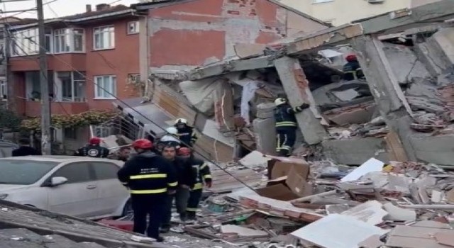 Gebze'de 7 Katlı Bina Çöktü