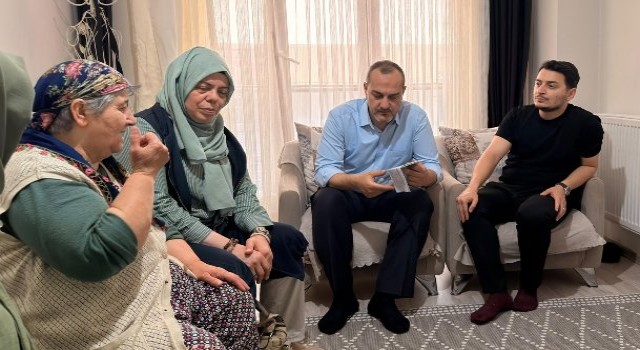 Ak Parti Çekmeköy Bayram Ziyaretleri Yapıyor