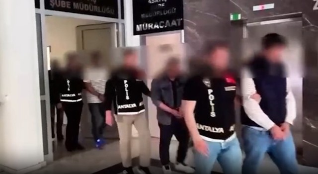Dolandırıcılara Ağır Darbe 224 Kişi Yakalandı