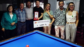 Şarkıcı Baha Bilardo Şampiyonu Oldu