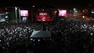 Çekmeköy’de Onbinlerce Genç Konserlerle Coştu