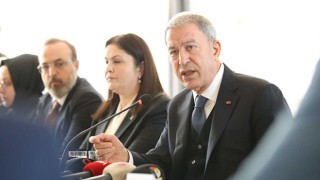 Hulusi Akar’dan Kimyasal Silah Yalanına Sert Tepki