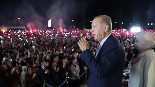 Türkiye İstikrara Devam Dedi. Lider Erdoğan