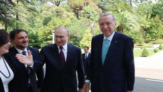 Cumhurbaşkanı Erdoğan Putin İle Bir Araya Geldi