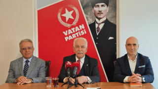 Doğu Perinçek'ten Dikkat Çeken Uyarı