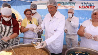 Dualar Eşliğinde Çekmeköy’de Aşure Bereketi