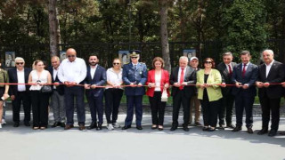 Cumhuriyet’in Kadınları Rölyef Sergisi Açıldı