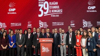 CHP İstanbul İl Başkanı Yeniden Özgür Çelik Oldu